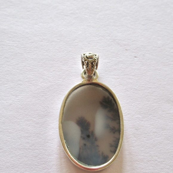 Dendritic Agate Natural Scenic Pendant Sterling SIlver - Picture 3 of 4